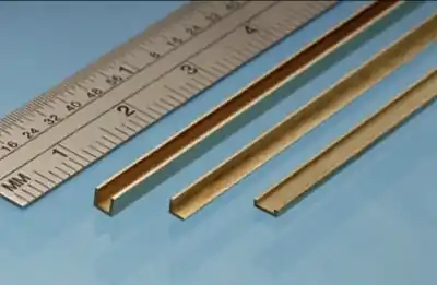 ALBION ALLOYS CC2 - Profilato in ottone fresato a C 1 x 2,5 x 1 mm Spedizione Espresso
