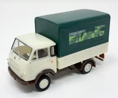 19 Brekina furgone Lupetto OM bianco telonato "Filanto Casarano" - 1:87 Solo Oggi