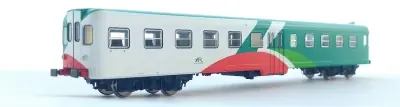 Economico VITRAINS 3264 carrozza rimorchiata Ln 882 livrea FER Emilia Romagna con luci