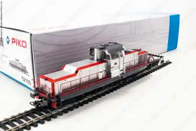PIKO 52109 - H0 1:87 Locomotiva diesel FS D145 2032 in livrea Mercitalia Rail MIR Spedizione Espresso