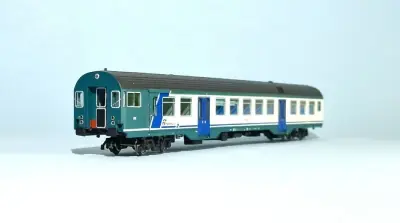 VITRAINS 3188 - H0 1:87 Carrozza pilota passante FS xmpr "revamping" MDVC Epoca VI Scelto Dai Clienti