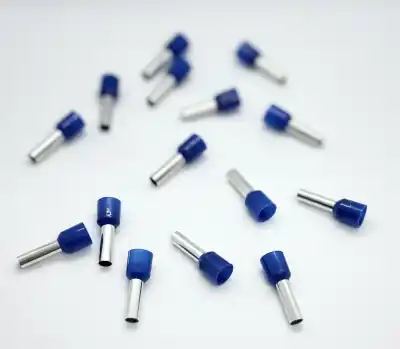 Vendita Finale Terblu6 - set di 15 pezzi terminale elettrico da 6 mm² blu per cavo modellismo ferroviario
