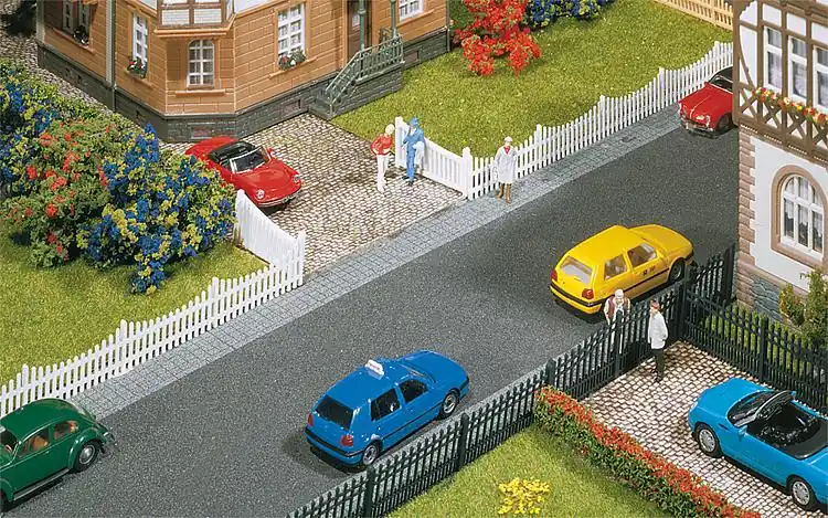 180410 Faller HO palizzata urbana con cancello 10 pz. totale mm.710 Promozione Esclusiva