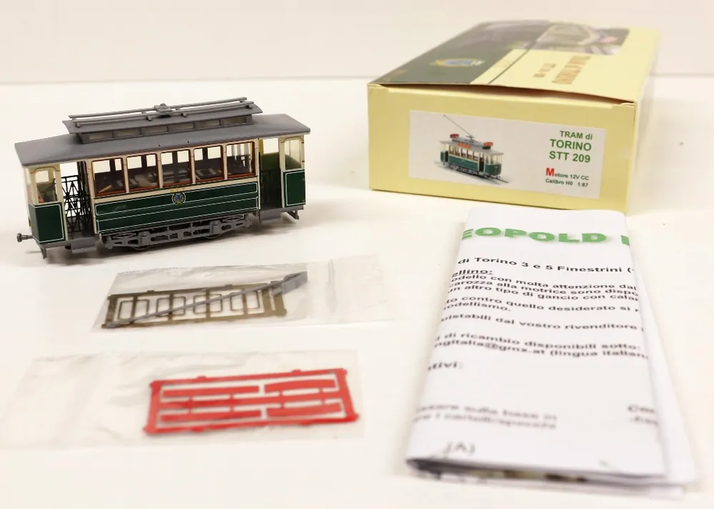 Offerta Limitata STT209 Leopold Halling Tram di Torino HO 1 87 - Streetcar Tramway motorizzato
