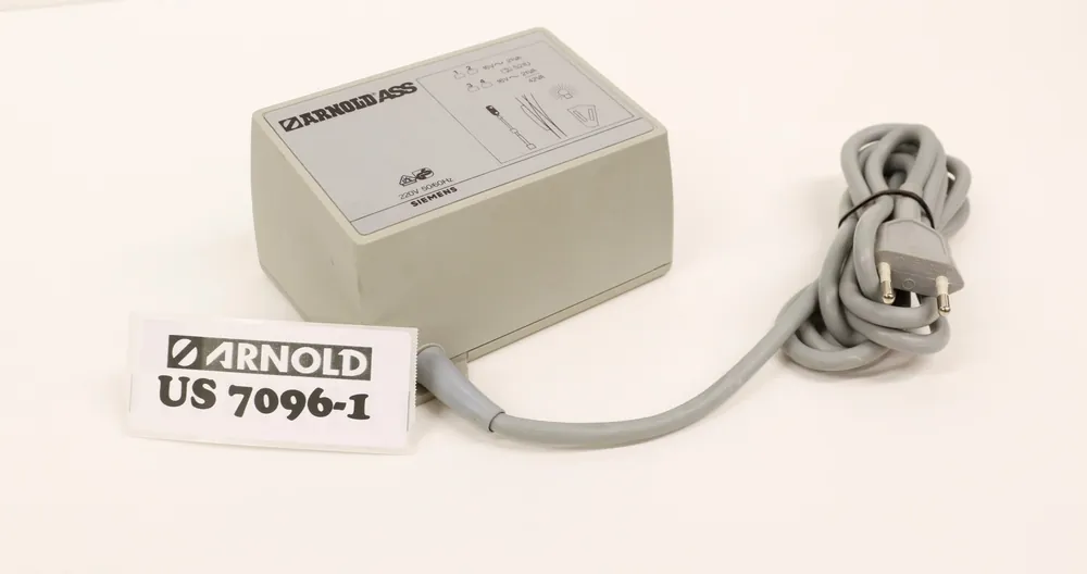 Promo Stagionale US 7096-1 Arnold alimentatore 42 VA per sistemi digitali e accessori elettrici