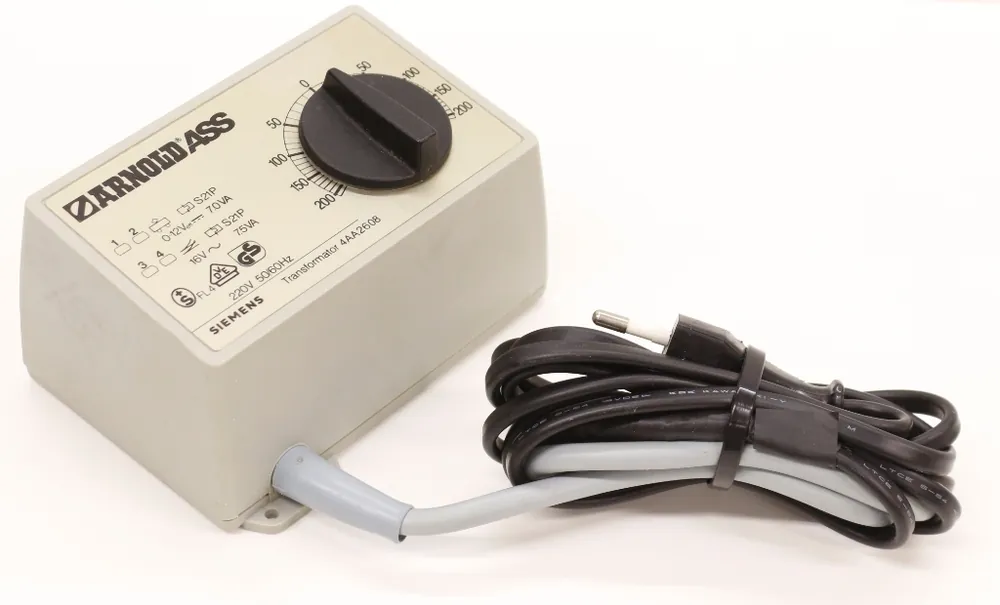 US A2608-1 Arnold Trasformatore e regolatore di velocita usato come nuovo Compra Adesso