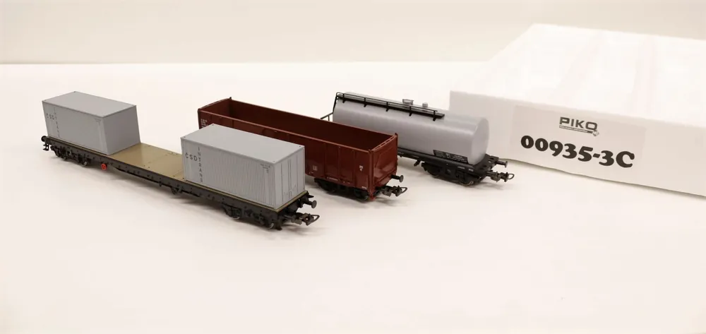 00135-3C Piko HO Set 3 carri misti a carrelli delle CSD da start set nuovi Reso Gratuito