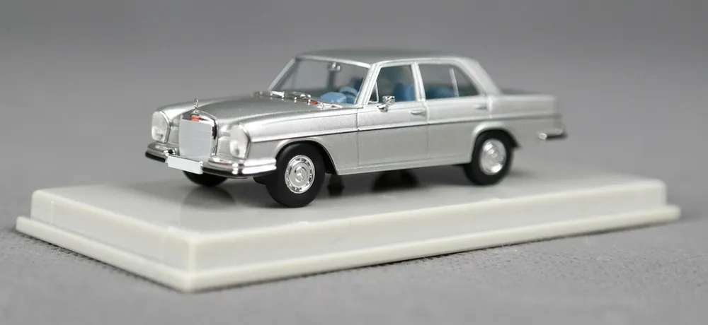 Promozione Esclusiva 13104 Starmada by Brekina HO Mercedes Benz 280 SE Argento metalliz. scala 1 87