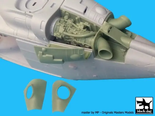 Professionale Westland Lynx AH-7 engine - Airfix